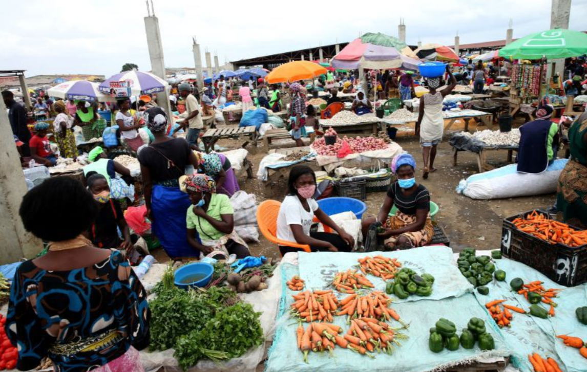 Há poucos dias para celebração do natal especialistas em fianças alertam a contenção de gastos na quadra festiva.